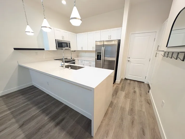 1151 Blossom Point St — Photo 6