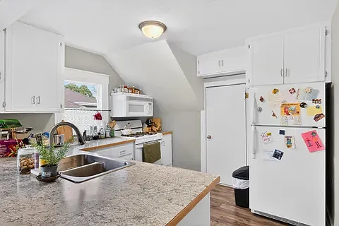 2207 N 7th St — Photo 5