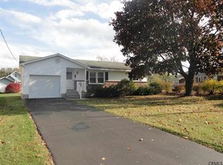 241 17th St, Schenectady, NY 12306