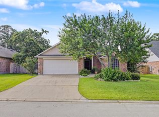 3118 Pleasant Grove Dr, College Station, TX 77845