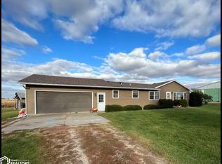 767 Green Rd, Tipton, IA 52772