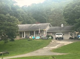 236 Bulldog Run Rd, Spraggs, PA 15362