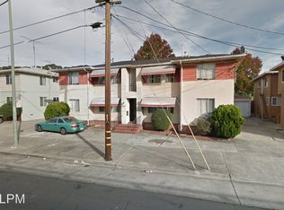 11848 Foothill Way, Oakland, CA 94605