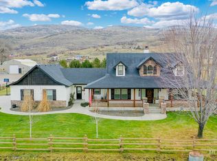 9965 Darnell Ln, Sweet, ID 83670