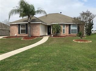 421 Moonraker Dr, Slidell, LA 70458