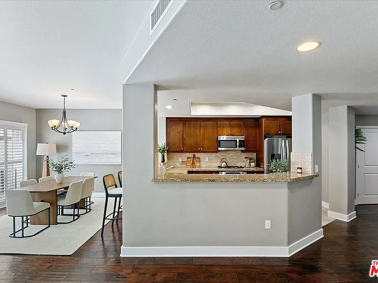11115 Acama St #107 — Photo 11