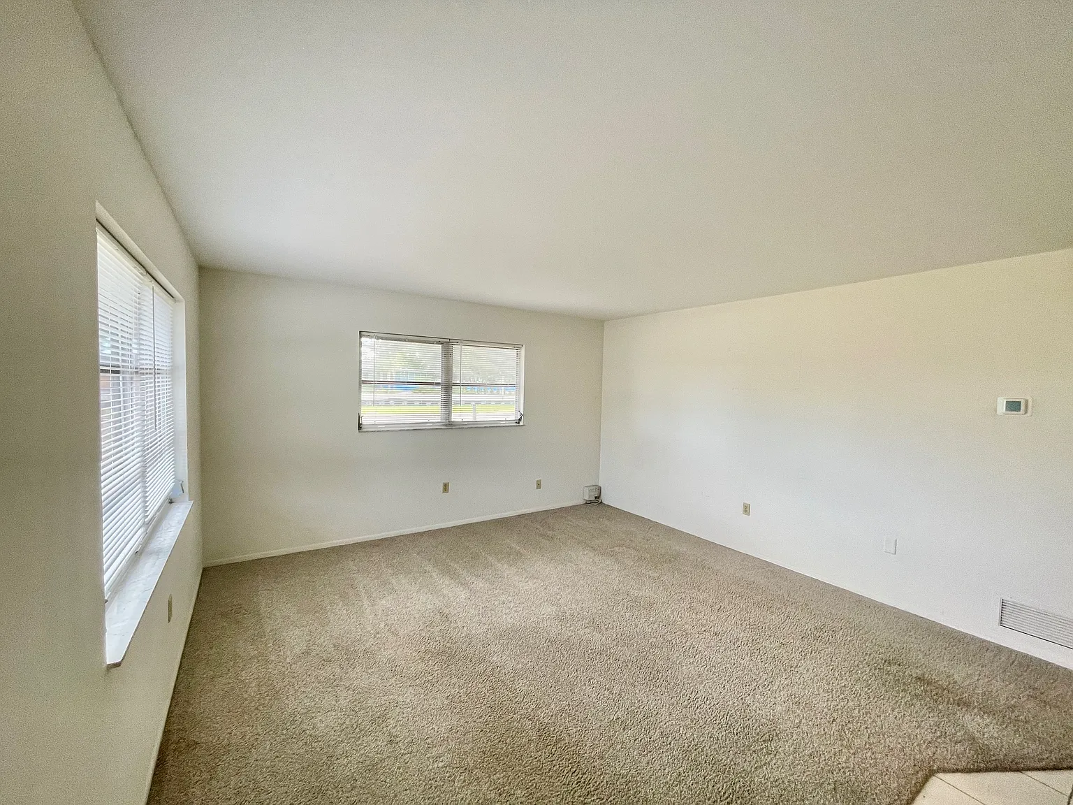 2 bed, 1100 sqft, $1,850 — Photo 1
