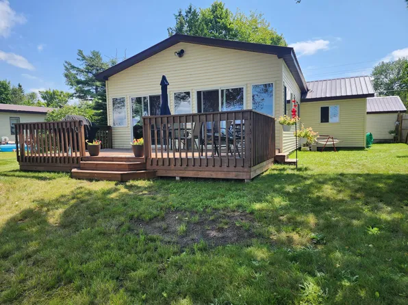 10796 W Lakeshore Dr, Brimley, MI 49715