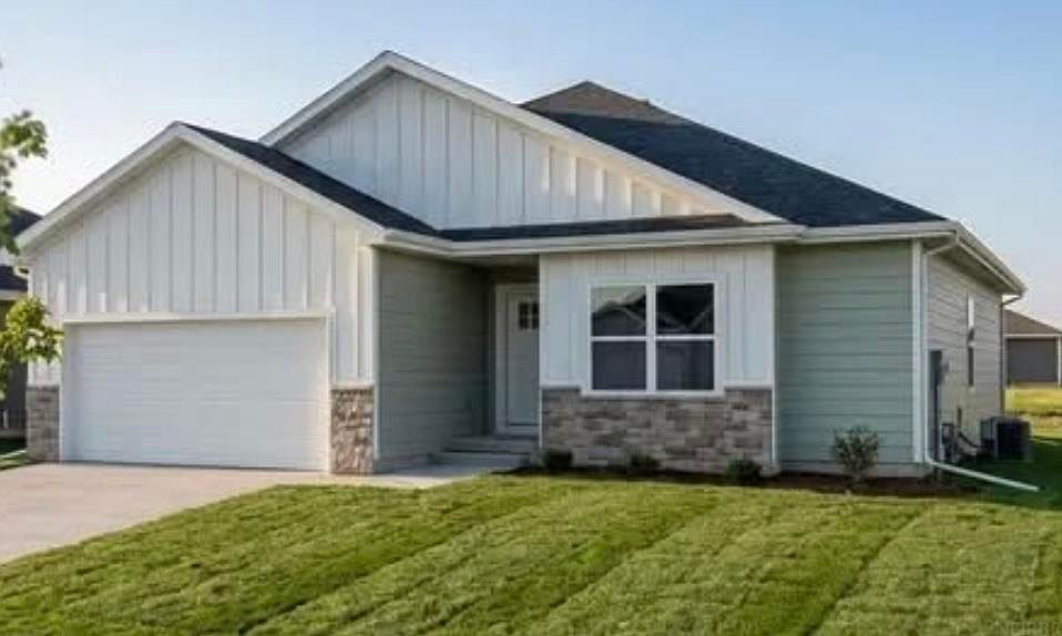 1st image of 4007 Wild Horse Dr