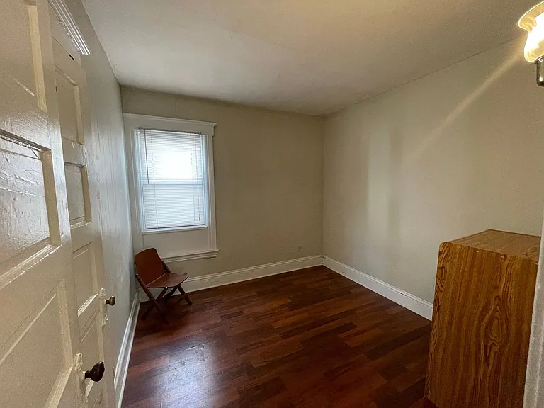 231 Ashworth Pl #1 — Photo 6