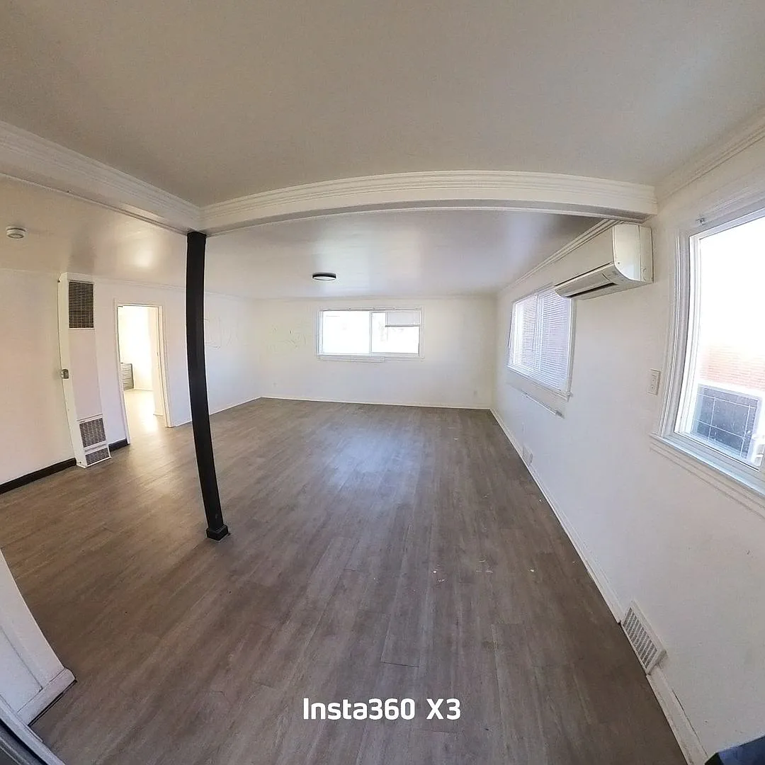 Auburn Commercial — Photo 1