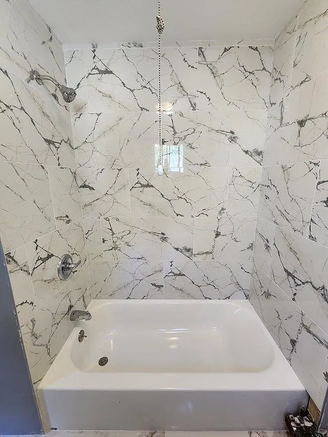 3 bed, 900 sqft, $2,295 — Photo 3