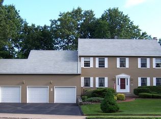59 Holly Ln, Middletown, CT 06457