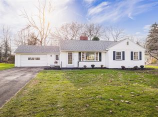 95 French Rd, Rochester, NY 14618