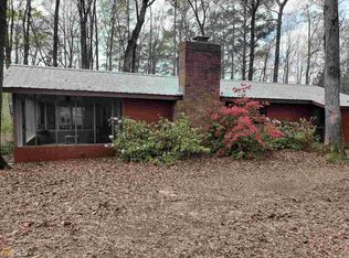1302 Old Chipley Rd, Pine Mountain, GA 31822