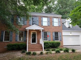 4022 Kingstream Ln, Chester, VA 23831