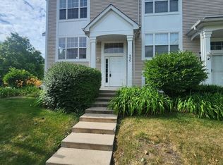 525 Meadow Lily Dr, Joliet, IL 60431
