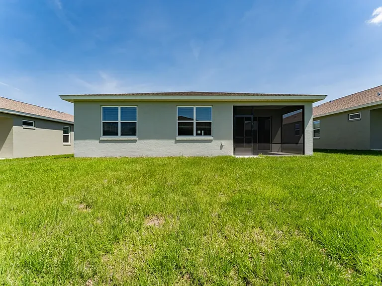 7552 SW 56th Pl — Photo 32