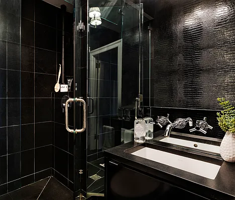 Sold by Compass | media 42