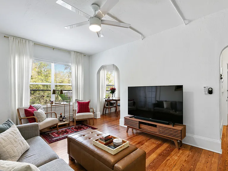 1836 Laurel St — Photo 21