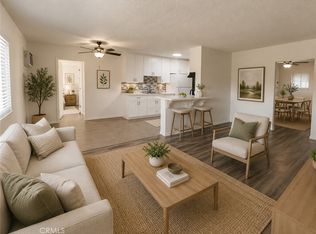 686 E Cottonwood Rd APT 1, Palm Springs, CA 92262