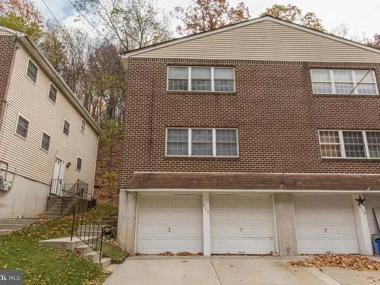 215 Parker Ave #1 — Photo 2