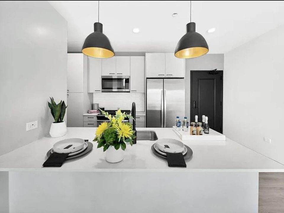 1st image of 2254 N Elston Ave #1