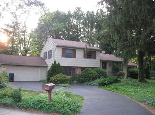 10 Broadale Rd, Doylestown, PA 18901