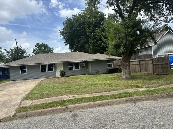 5823 Lyndhurst Dr, Houston, TX 77033