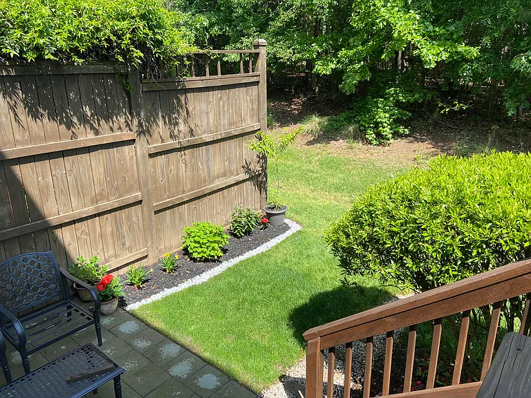 208 Bluefield Rd — Photo 22