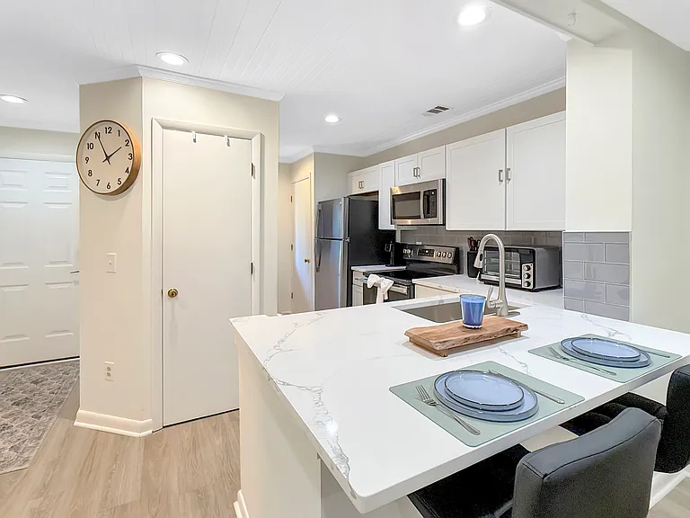 1530 Fort Johnson Rd #1G — Photo 8