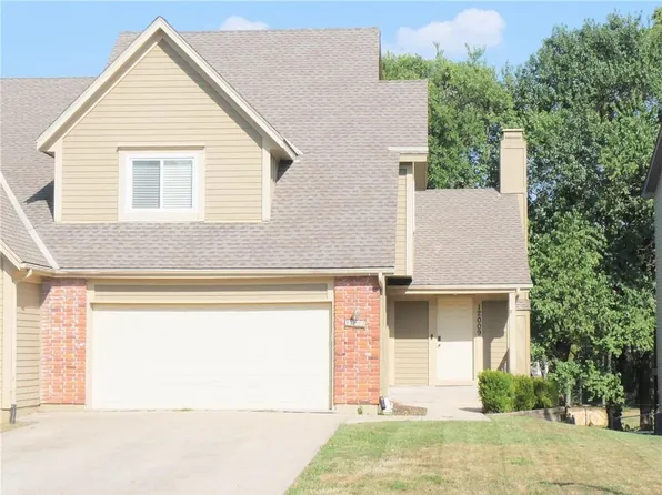 12009 Goodman St, Overland Park, KS 66213
