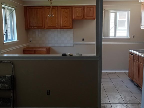 4th image of 19470 Wakenden St