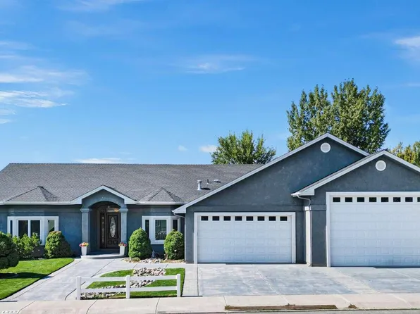 4349 Stampede Dr, Carson City, NV 89701