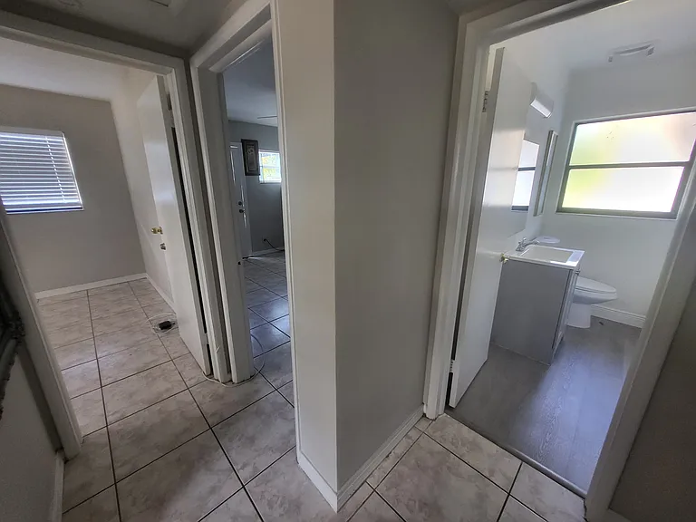 8912 Oren Ave — Photo 1
