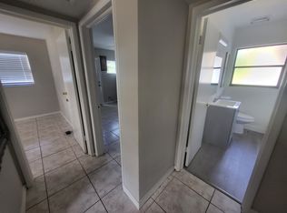 8912 Oren Ave, Tampa, FL 33614