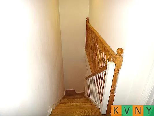 Rented by KVNY Soho | media 60