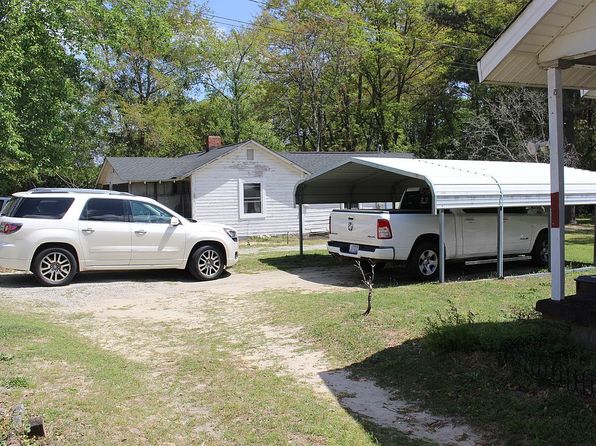 17761 Saint Johns Church Rd, Laurel Hill, NC 28351