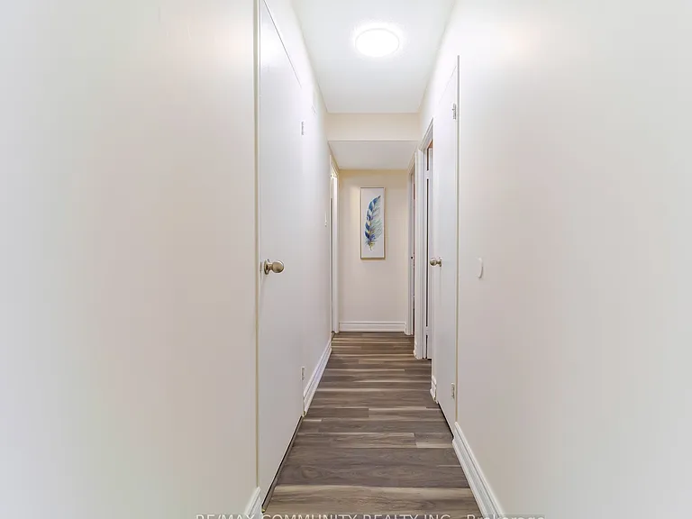 3380 Eglinton Ave E #511 — Photo 18