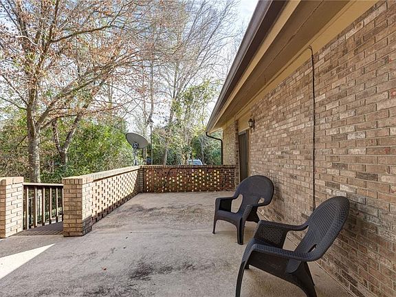 2nd image of 4200 Bridgecrest Dr APT H1