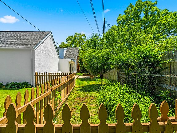 5th image of 260 Dixon Ct