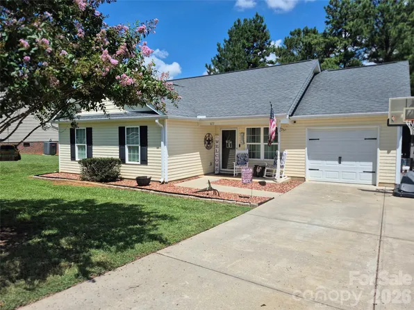 1637 Riverview Rd, Lincolnton, NC 28092