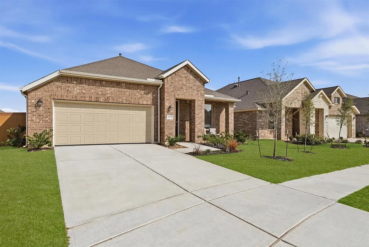 Building Photo - 27230 Woodridge Glen Dr