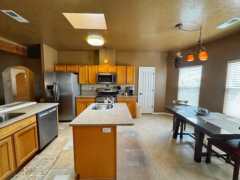 5317 Southfort Dr SW — Photo 17
