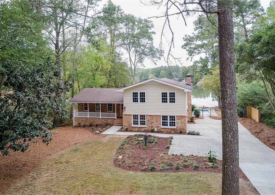 1st image of 4687 Matterhorn Dr