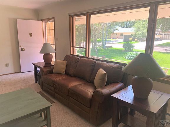 4th image of 331 Dittmer Ave