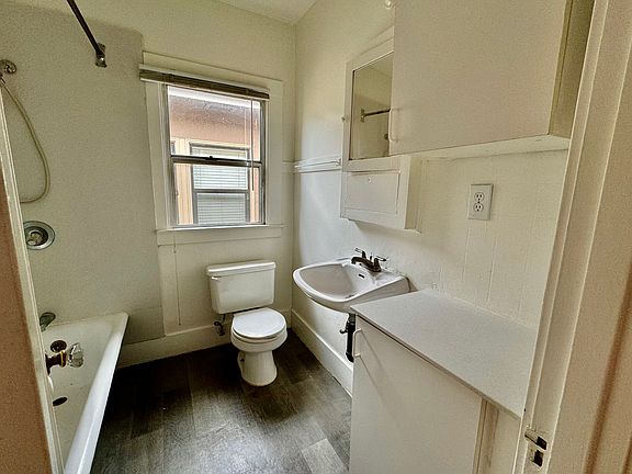 5th image of 3417 J St #4