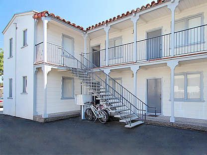 1st image of 670 Live Oak Ave APT 13