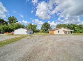 210 Watts Rd, Jackson, MI 49203