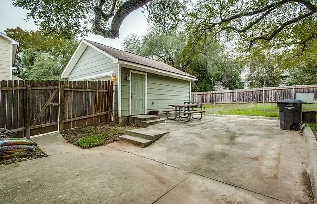 514 Willow Grove Dr — Photo 21